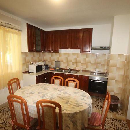Apartment Saric Sukošan Екстериор снимка