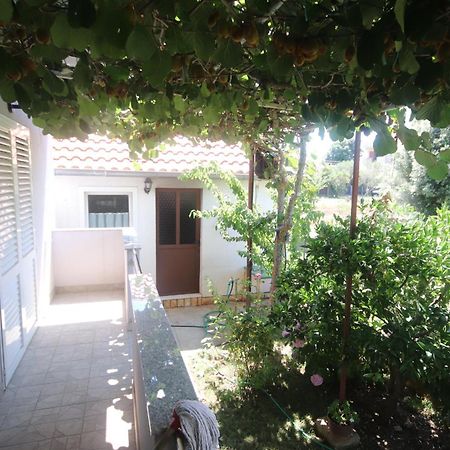 Apartment Saric Sukošan Екстериор снимка