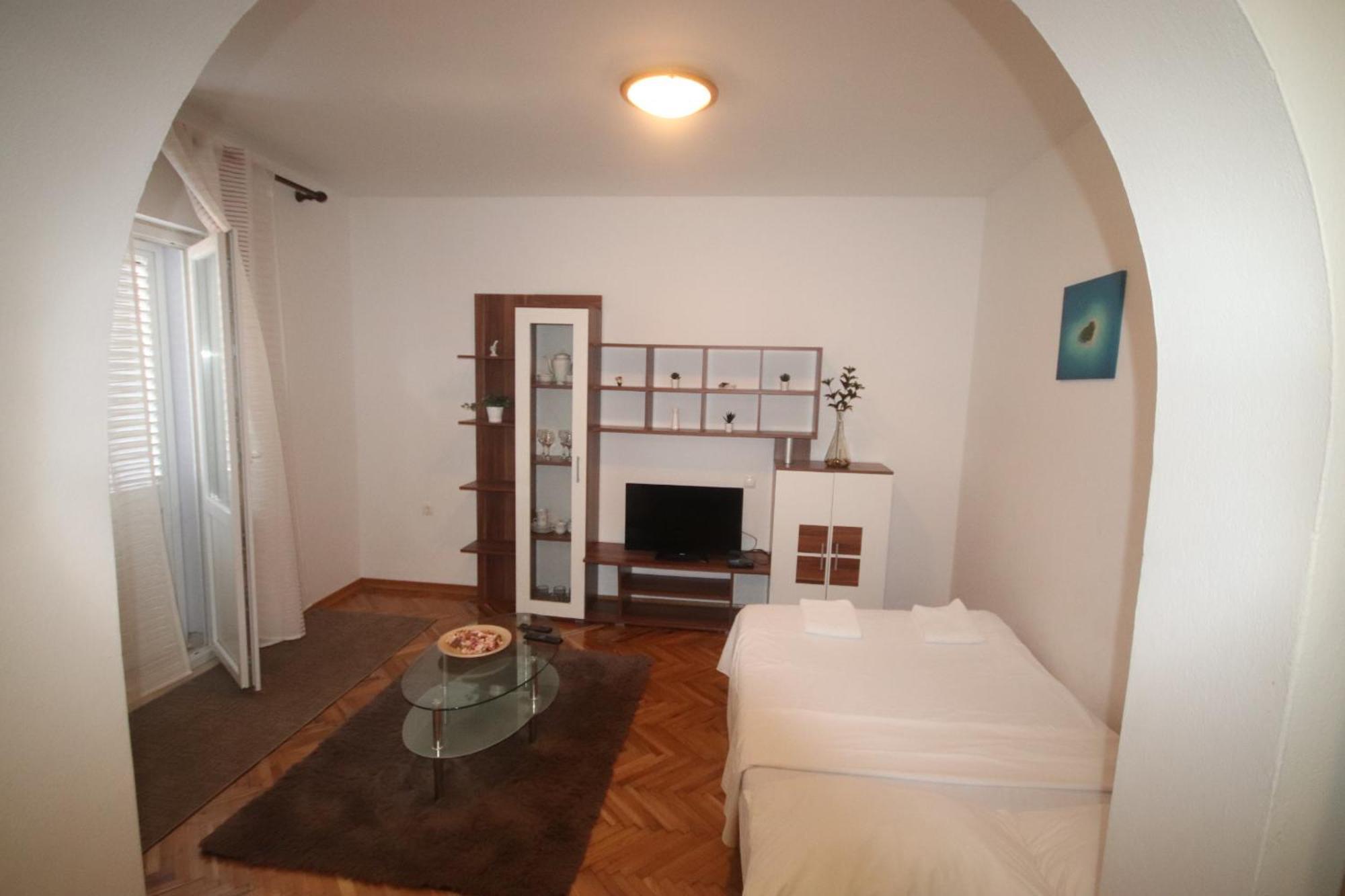 Apartment Saric Sukošan Екстериор снимка