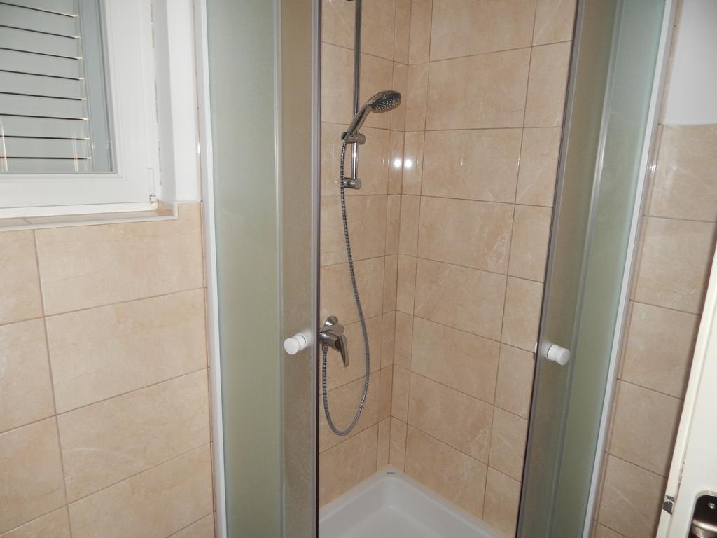 Apartment Saric Sukošan Екстериор снимка