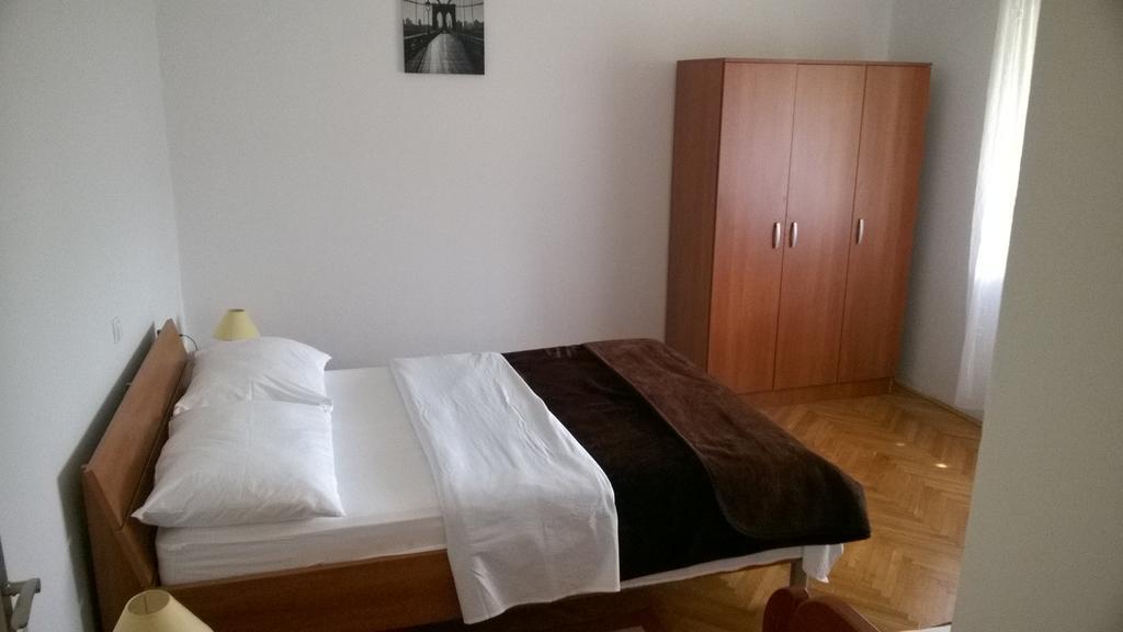 Apartment Saric Sukošan Екстериор снимка