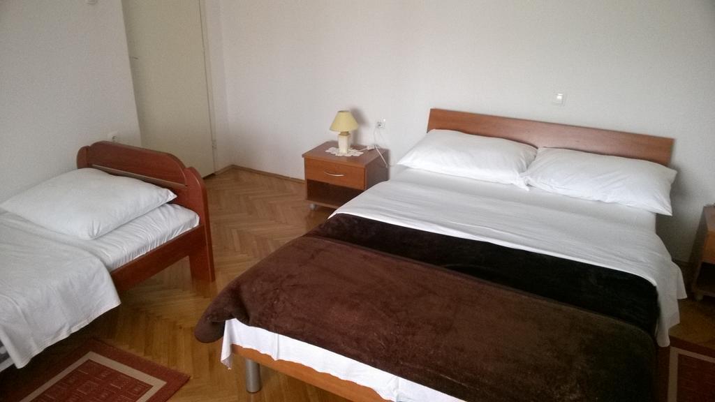 Apartment Saric Sukošan Екстериор снимка