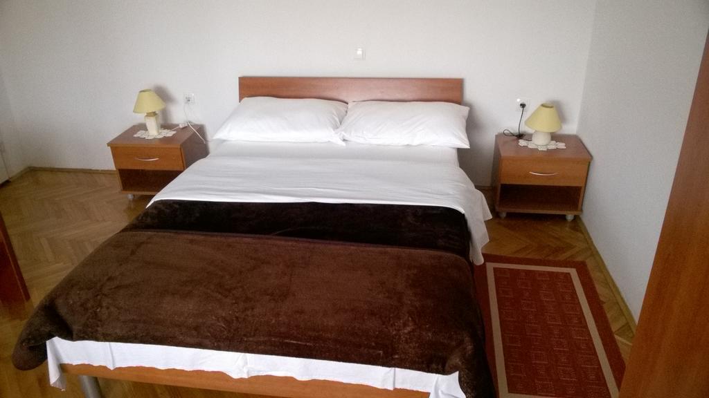 Apartment Saric Sukošan Екстериор снимка