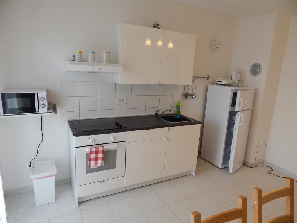 Apartment Saric Sukošan Екстериор снимка